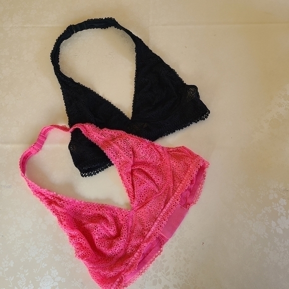 Victoria's Secret‎ Bundle Of Two Coral And Black Bralette - Picture 1 of 9